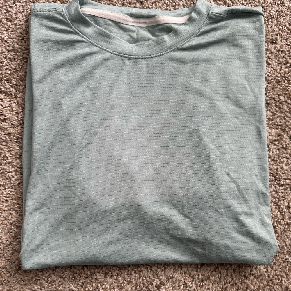 License to train relaxed short sleeve shirt